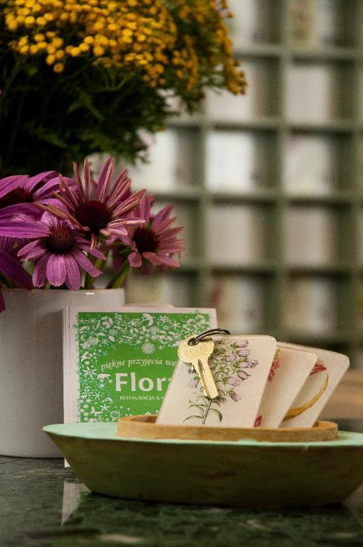 Hotel Flora Lodz  Ngoại thất bức ảnh